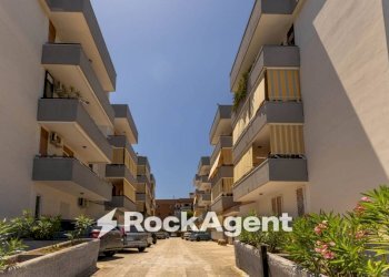 Zona - Three-room apartment via G. Lembo 11, Bari (neighborhood Santo Spirito) - photo 24