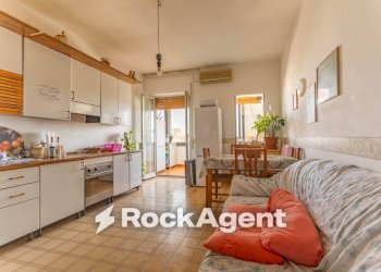 Cucina - Three-room apartment via G. Lembo 11, Bari (neighborhood Santo Spirito) - photo 27