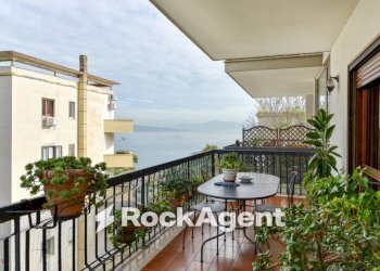 Balcone - Appartamento via Tito Livio, 9, Napoli (zona Posillipo) - foto 23