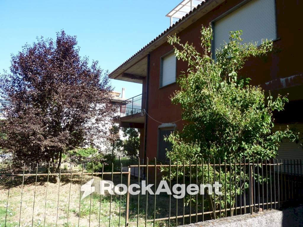 Facciata - Four-room apartment strada Provinciale 3 Tirrena, 88, Trecchina - photo 2