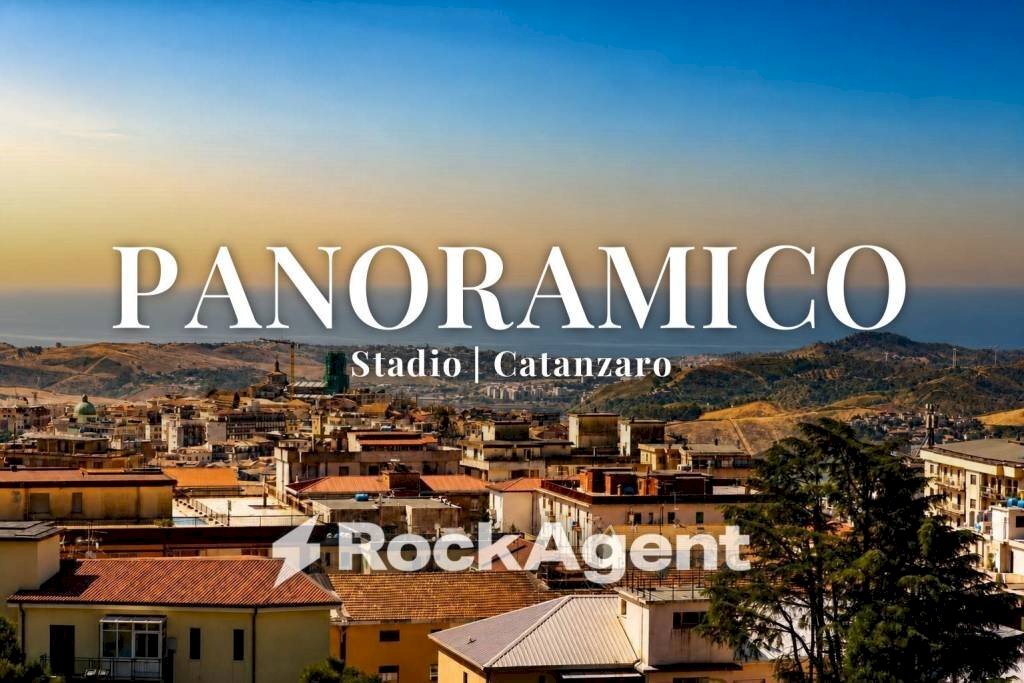 Vista - Quadrilocale via San Brunone di Colonia, 13, Catanzaro - foto 1