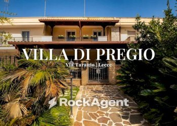 Facciata - Villa a Schiera via Mario di Lecce, Lecce - foto 1