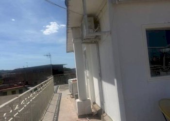 Balcone - Bilocale corso Marianella, 104, Napoli (zona Piscinola) - foto 11