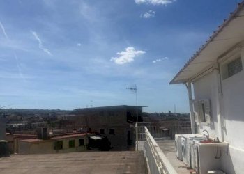 Balcone - Bilocale corso Marianella, 104, Napoli (zona Piscinola) - foto 12