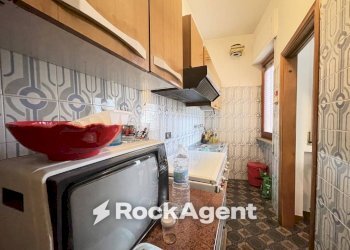 Cucina - Quadrilocale viale Piceno Aprutino, 120, Civitella del Tronto - foto 6