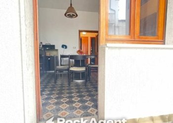 Veranda - Quadrilocale viale Piceno Aprutino, 120, Civitella del Tronto - foto 9