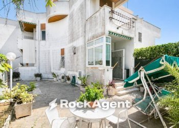 Cortile interno - Villa via dei Licheni, 14, Anzio - foto 31