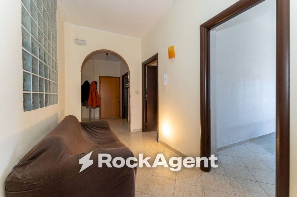 Ingresso - Four-room apartment via Pantelleria, 20, Belpasso - photo 3