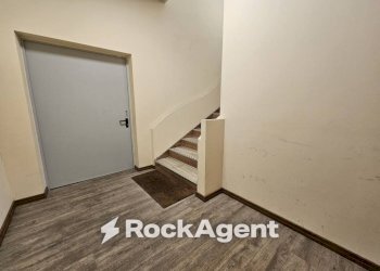 Interno palazzo - Ufficio C.da Profeta, 10, Caraffa di Catanzaro - foto 4