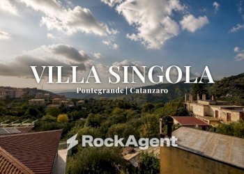 Vista - Villa viale Vincenzo Gattoleo, 127, Catanzaro - foto 1