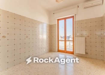 Salone - Three-room apartment via Caprera, 14, Bitonto - photo 16