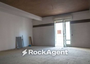 Magazzino - Warehouse via Spinazzola, 25, Gravina in Puglia - photo 4