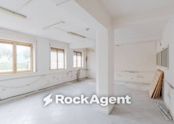 Magazzino - Appartamento via Generale Francesco Pignatelli, 16bis, Napoli - foto 15