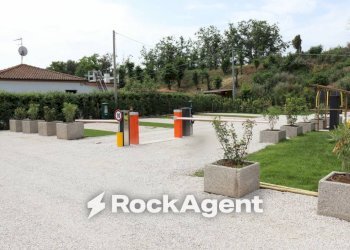 Giardino - Attività Commerciale strada Nazionale Adriatica Sud, 108, Fano - foto 15