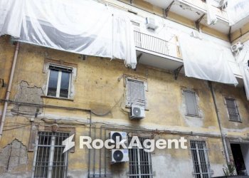 Facciata - Appartamento vico San Maria Ad Agnone, 18, Napoli - foto 3