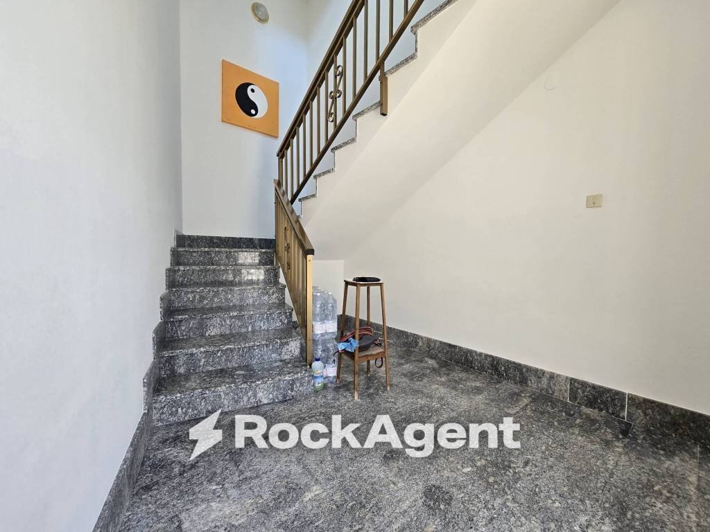 Interno palazzo - Quadrilocale via Armando Diaz, 42, Martano - foto 3