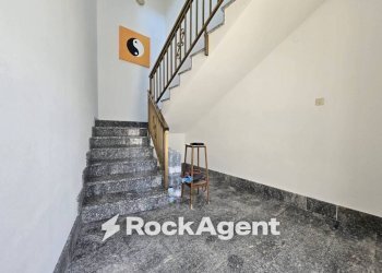 Interno palazzo - Quadrilocale via Armando Diaz, 42, Martano - foto 3