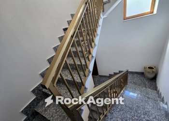 Scala - Quadrilocale via Armando Diaz, 42, Martano - foto 7