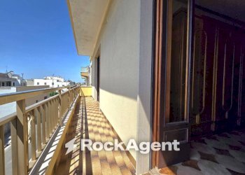 Balcone - Quadrilocale via Armando Diaz, 42, Martano - foto 14