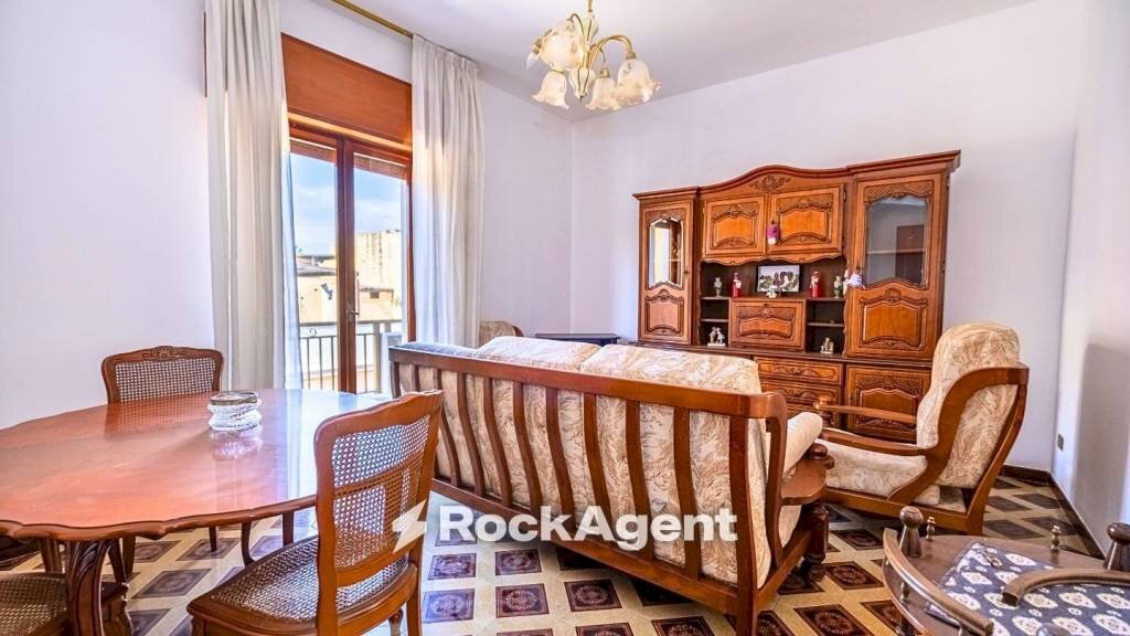 Salone - Appartamento via Spagna, 6, Mazara del Vallo - foto 2