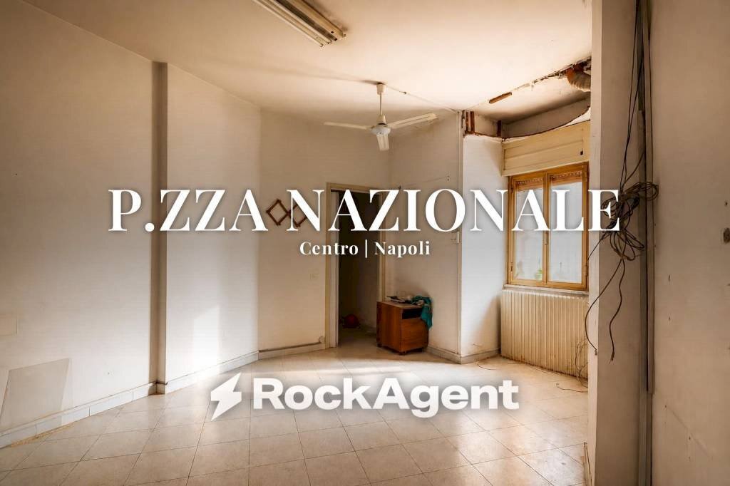 Stanza non arredata - Appartamento via Tommaso Giovanni Blanch, 21, Napoli - foto 1