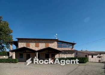 Facciata - Rustico Frontone - foto 8