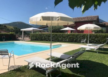 Piscina - Rustico Frontone - foto 10