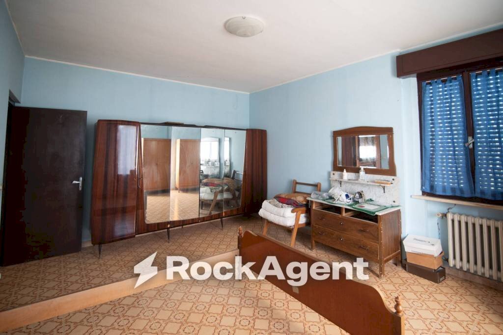 Camera da letto - Casa indipendente Frazione Ripalta, Arcevia - foto 3