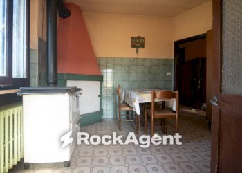 Cucina - Casa indipendente Frazione Ripalta, Arcevia - foto 11
