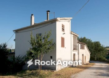 Facciata - Casa indipendente Frazione Ripalta, Arcevia - foto 28