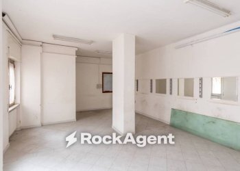Magazzino - Appartamento via Generale Francesco Pignatelli, 16bis, Napoli - foto 10