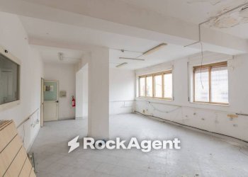 Interno non residenziale - Appartamento via Generale Francesco Pignatelli, 16bis, Napoli - foto 20