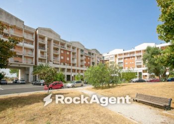 Zona - Negozio piazza Gaspare Ambrosini, 47, Roma (zona Torraccia) - foto 12