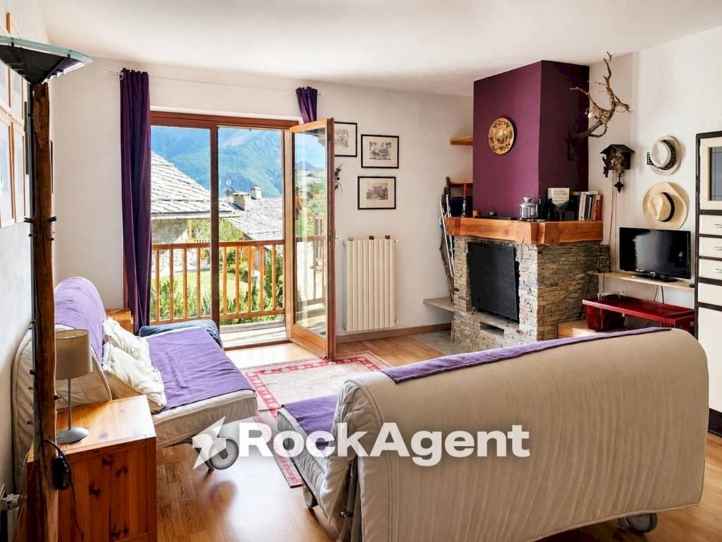 Salone - Appartamento via Cianfuran, 2, Bardonecchia - foto 3