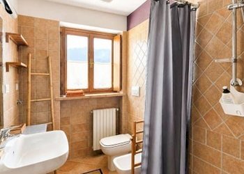 Bagno - Appartamento via Cianfuran, 2, Bardonecchia - foto 16