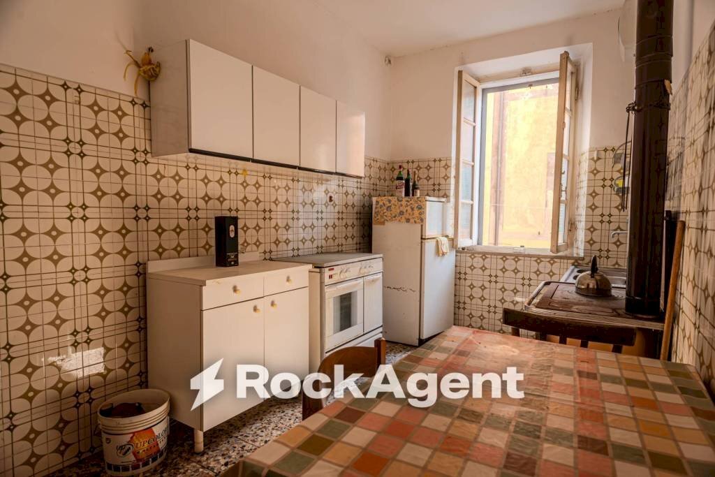 Cucina - Appartamento via del Rivo, 13, Acquapendente - foto 3