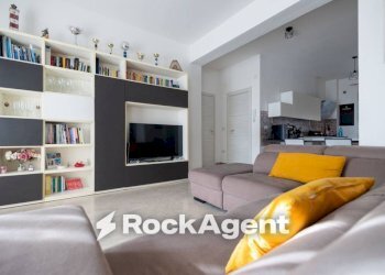 Salone - Appartamento viale Vincenzo de Filippis, 61, Catanzaro - foto 10