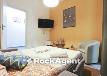 Camera da letto - Quadrilocale vico San Maria Ad Agnone, 18, Napoli - foto 3