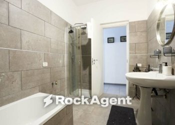 Bagno - Quadrilocale vico San Maria Ad Agnone, 18, Napoli - foto 18