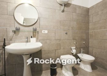 Bagno - Quadrilocale vico San Maria Ad Agnone, 18, Napoli - foto 22