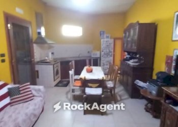 Salone - Casa indipendente via Vittorio Veneto, 97, Ruffano - foto 8