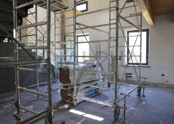 Interno non residenziale - Villa via dei Cavi, Carpi - foto 10