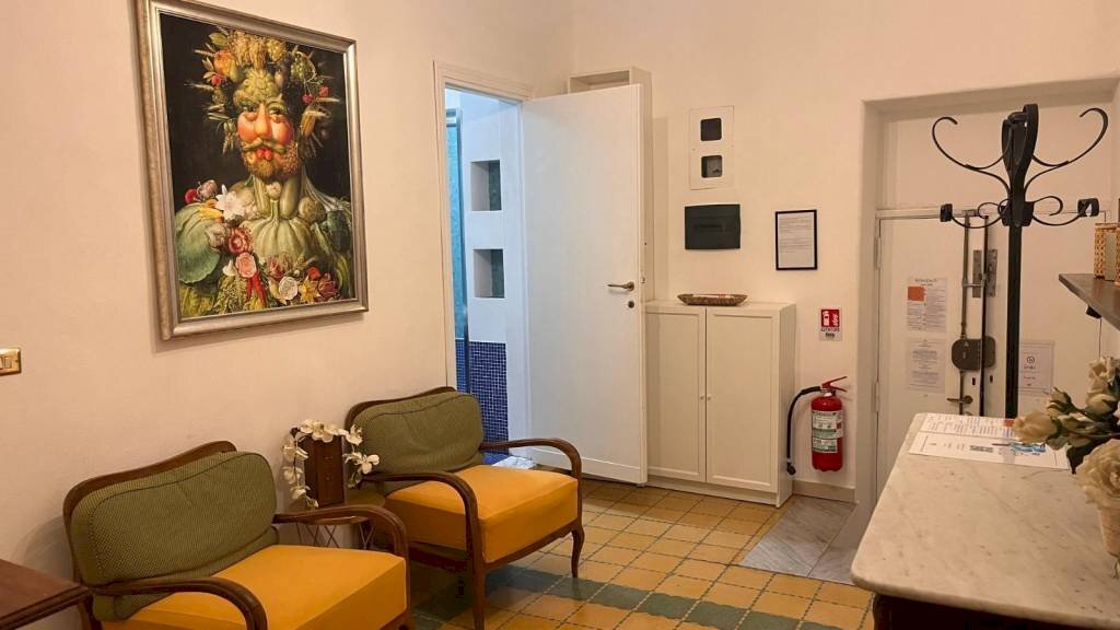 Ingresso - Three-room apartment via di Sant'Ignazio, 9, Roma (neighborhood Centro Storico) - photo 1