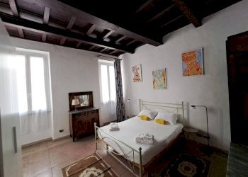 Camera da letto - Three-room apartment via di Sant'Ignazio, 9, Roma (neighborhood Centro Storico) - photo 6