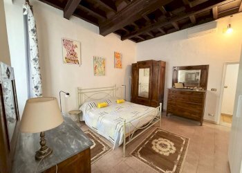 Camera da letto - Three-room apartment via di Sant'Ignazio, 9, Roma (neighborhood Centro Storico) - photo 7