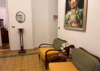 Salone - Three-room apartment via di Sant'Ignazio, 9, Roma (neighborhood Centro Storico) - photo 17
