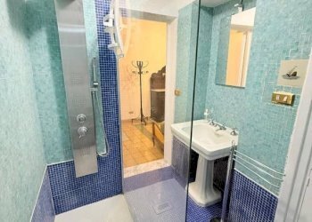 Bagno - Three-room apartment via di Sant'Ignazio, 9, Roma (neighborhood Centro Storico) - photo 39