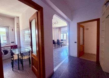 Corridoio - Three-room apartment via Capo Soprano, Roma (neighborhood Lido di Ostia) - photo 6