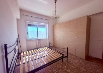 Camera da letto - Three-room apartment via Capo Soprano, Roma (neighborhood Lido di Ostia) - photo 11