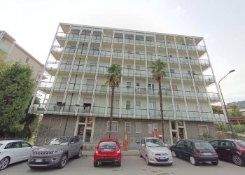Three-room apartment Pinerolo - photo 1